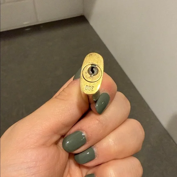 Lv lock and key #300 - Picture 4 of 4